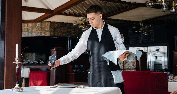 وظایف نیروی پذیرایی